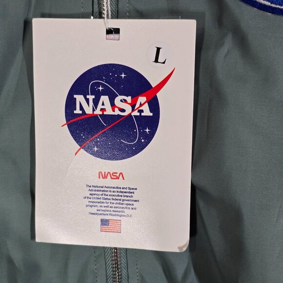 Nasa Bomber Jacket Size L with patches - Picture 6 of 15